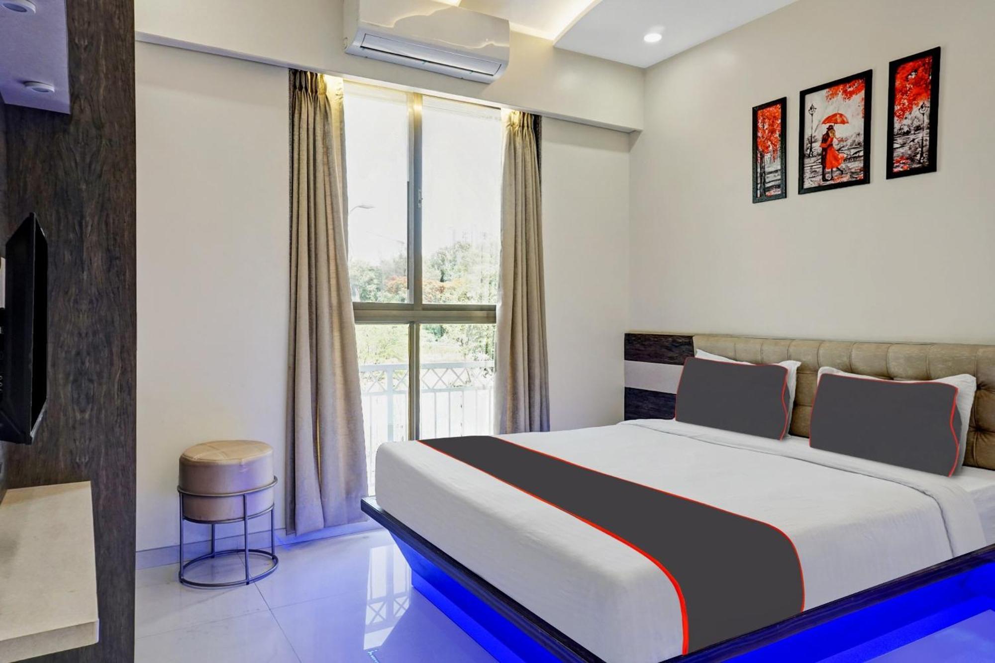 Super Townhouse Poona Royal Hotel Pimpri-Chinchwad Ngoại thất bức ảnh